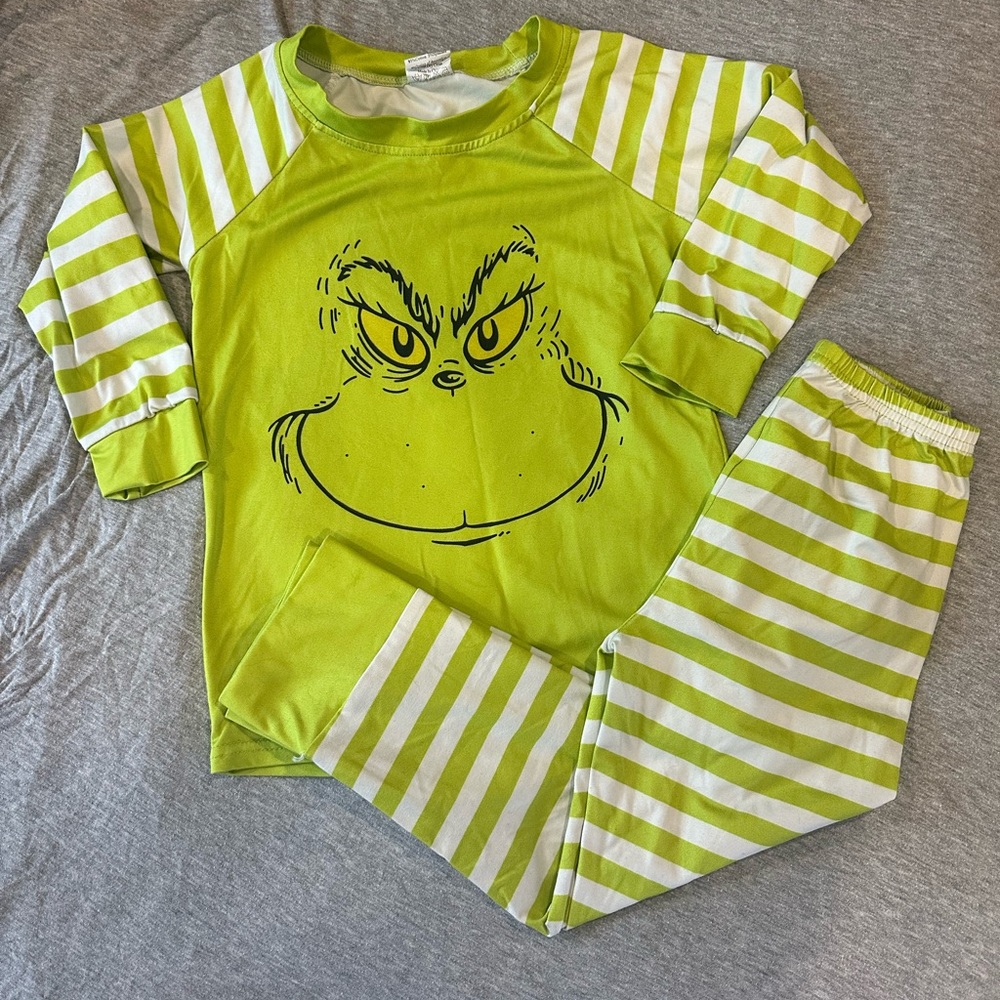 Kids Grinch pajama set